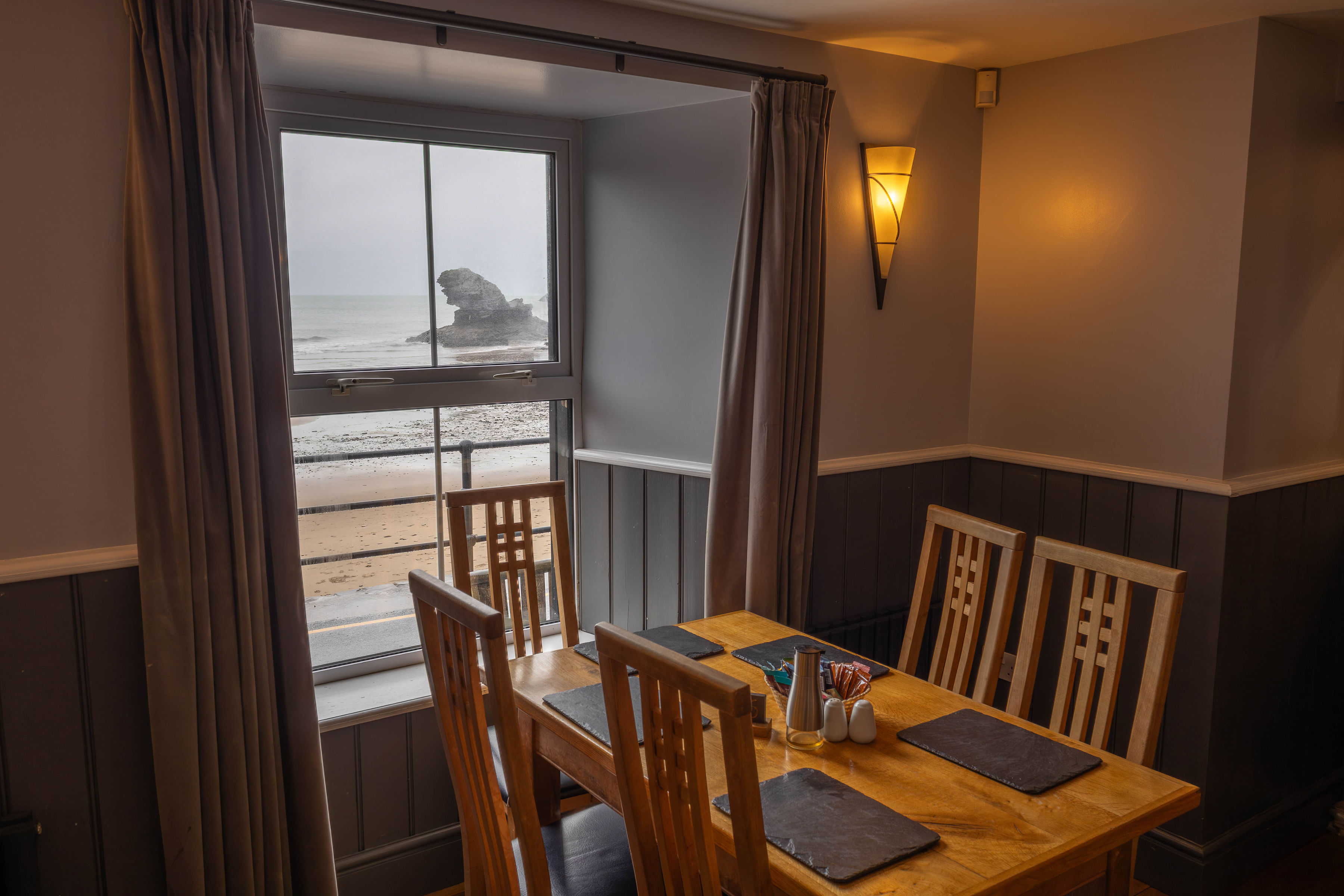 Food and dining at the Pentre Arms